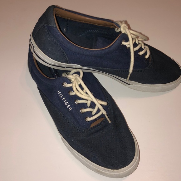 Tommy Hilfiger Other - Vintage Tommy Hilfiger canvas shoe (unisex)